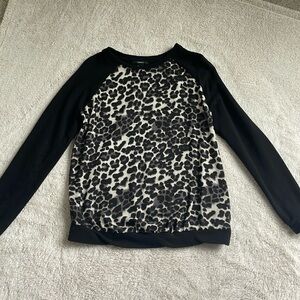 NWOT CHEETAH SWEATSHIRT